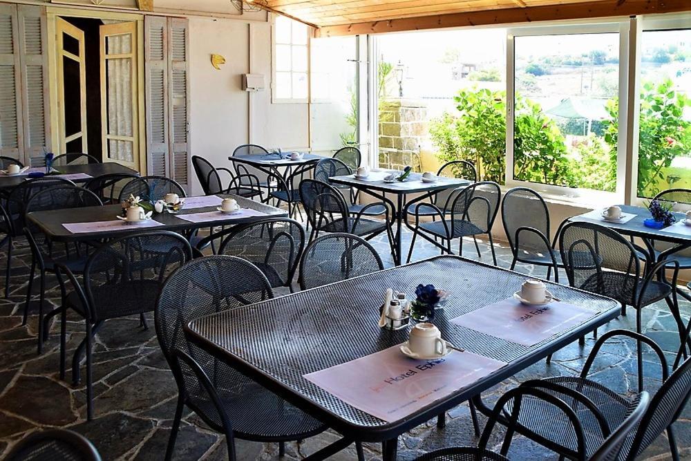 Attica Hotel Ephie Vathí Zewnętrze zdjęcie